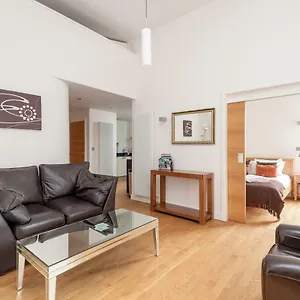 Apartment The Quartermile Meadows View